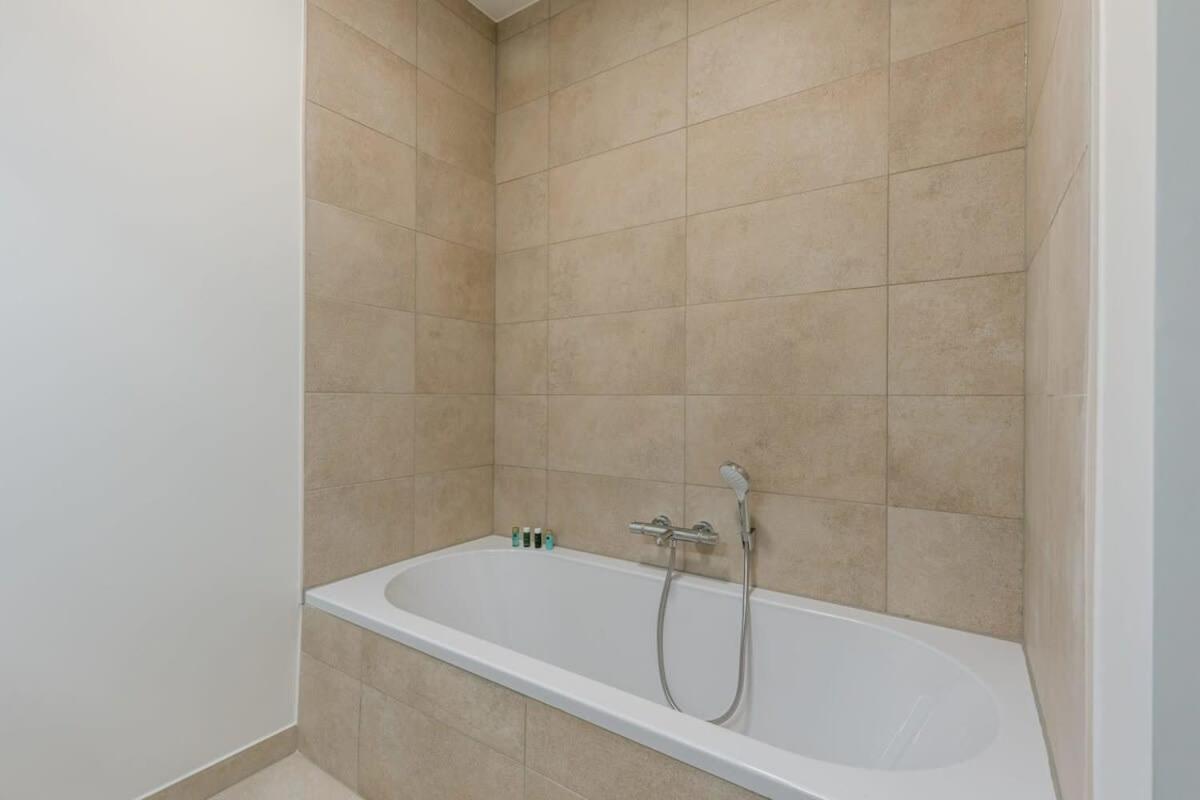 Huswell - Apartment With Terrace Close To The Sea 오스텐드 외부 사진